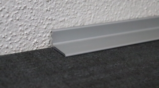 L_lista_C40_samolepka_2v1